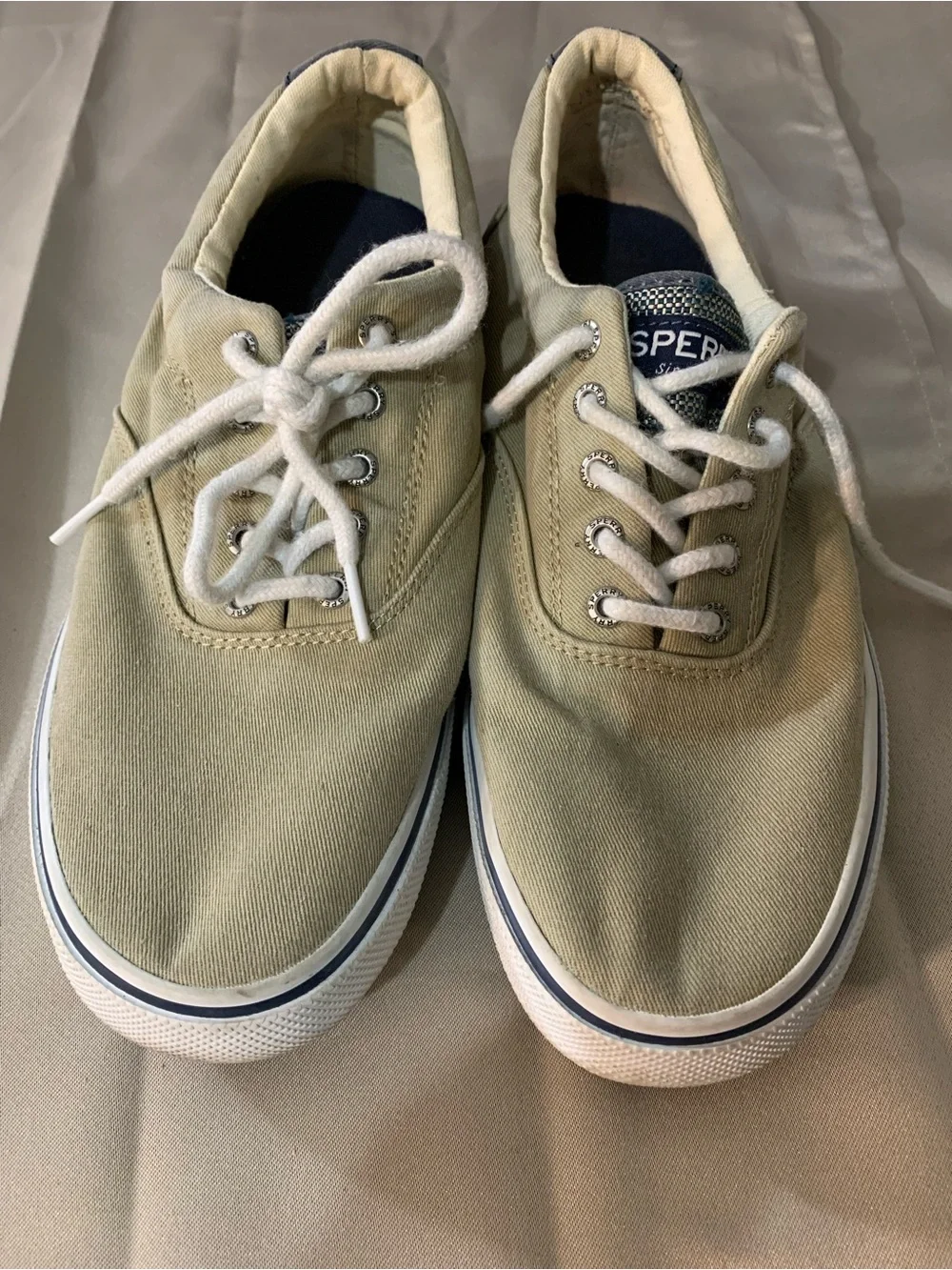 Sperry Men’s Tan Canvas Lace-Up Sneakers with White Soles b1/18